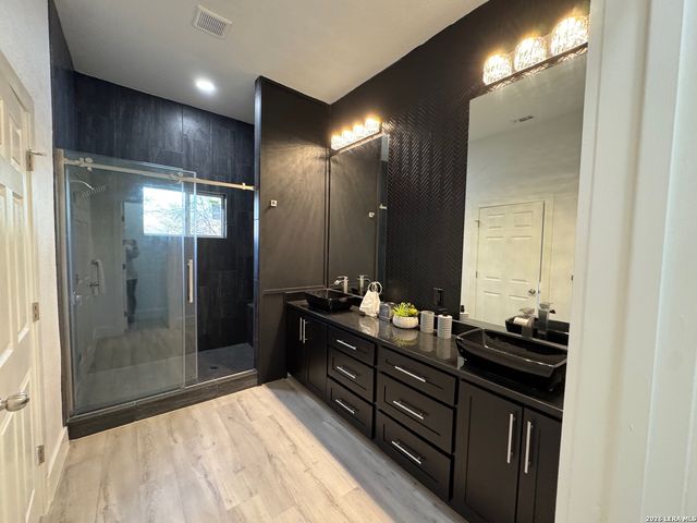 712 N Palmetto, San Antonio, TX 78202