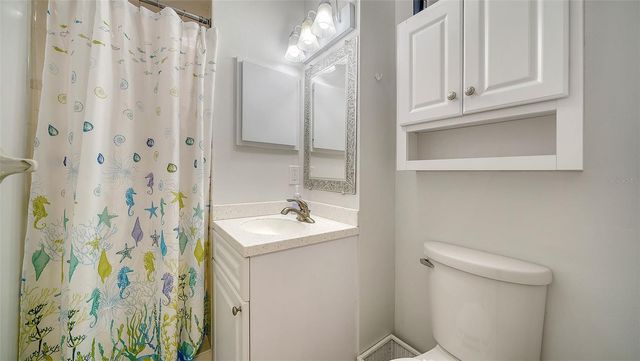 100 BAYSHORE ROAD C, Nokomis, FL 34275