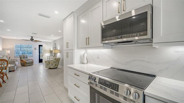 100 BAYSHORE ROAD C, Nokomis, FL 34275