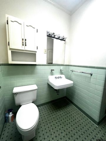 1721 N Pacific, Mineola, TX 75773