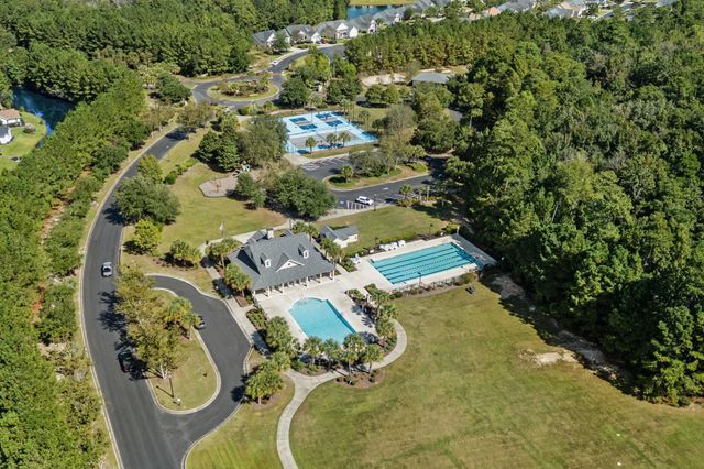 54 Summerlight Dr., Murrells Inlet, SC 29576