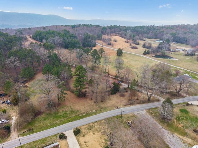 3174 N Marble Top Road, Chickamauga, GA 30707
