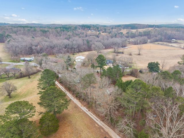 3174 N Marble Top Road, Chickamauga, GA 30707