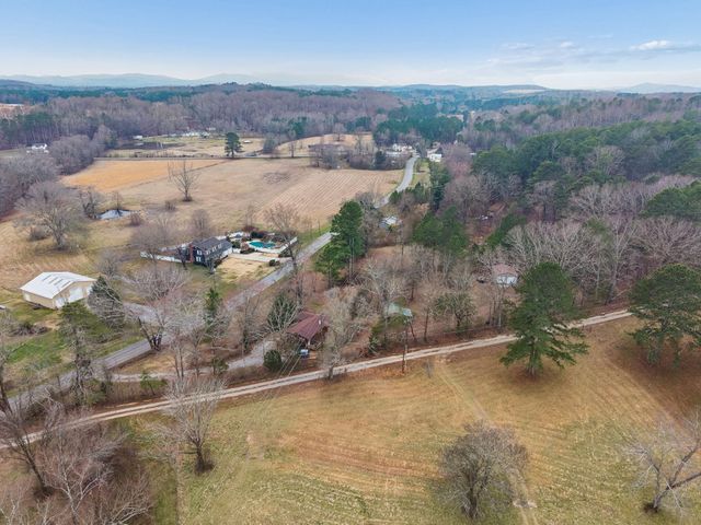 3174 N Marble Top Road, Chickamauga, GA 30707