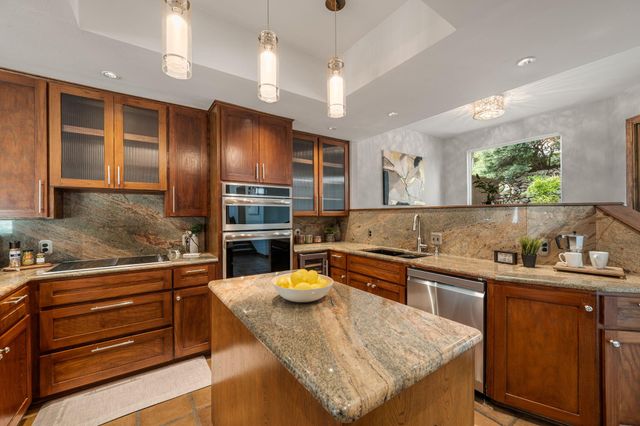 6022 Mount Bonnell HOLW, Austin, TX 78731