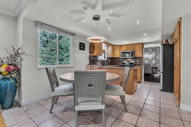 5555 Patterson Drive, Troy, MI 48085