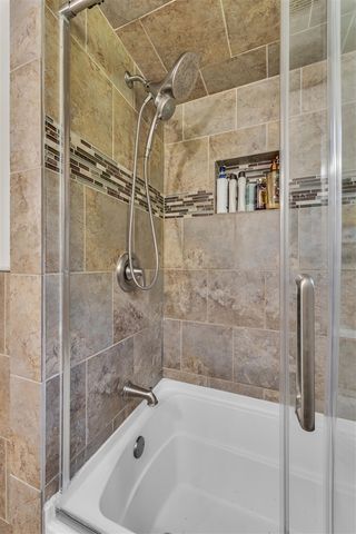 5555 Patterson Drive, Troy, MI 48085