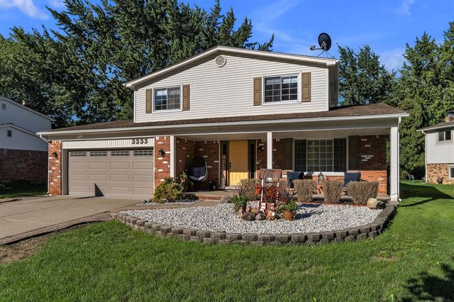 5555 Patterson Drive, Troy, MI 48085