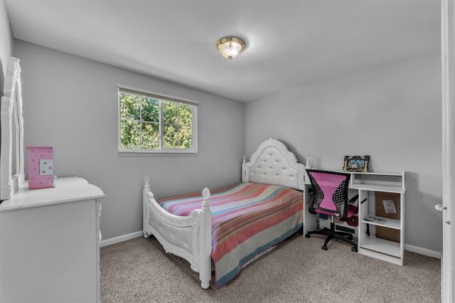 5555 Patterson Drive, Troy, MI 48085