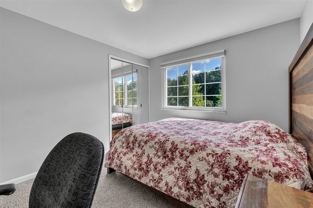 5555 Patterson Drive, Troy, MI 48085