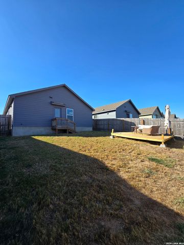 6814 Willow Lnd, Converse, TX 78109