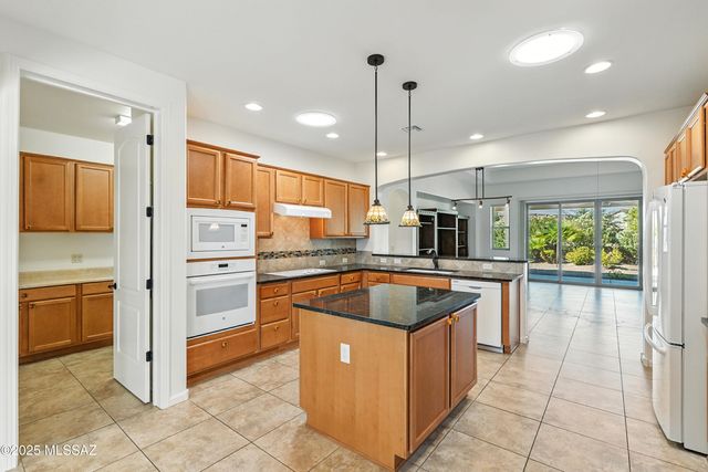 1979 E Orinda Lane, Green Valley, AZ 85614