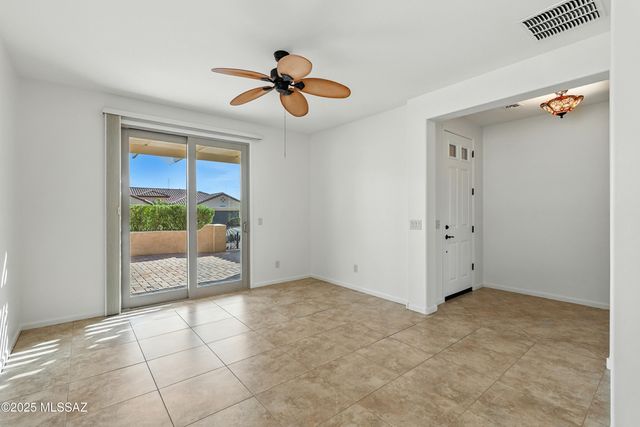 1979 E Orinda Lane, Green Valley, AZ 85614