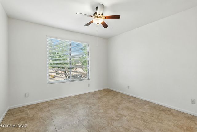 1979 E Orinda Lane, Green Valley, AZ 85614