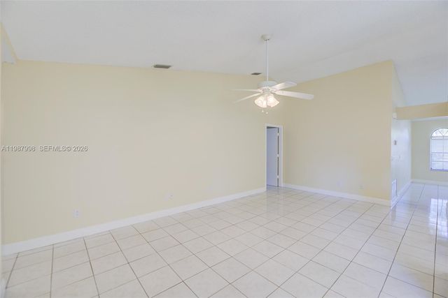 7328 NW 21st St, Margate, FL 33063