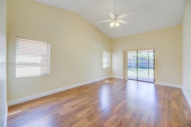 7328 NW 21st St, Margate, FL 33063