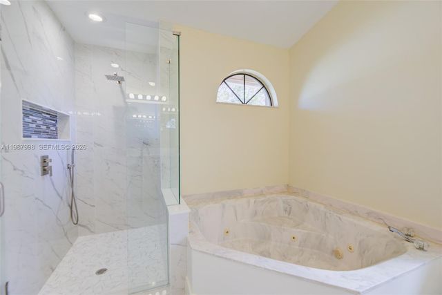 7328 NW 21st St, Margate, FL 33063