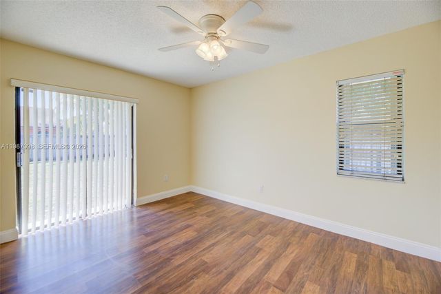 7328 NW 21st St, Margate, FL 33063