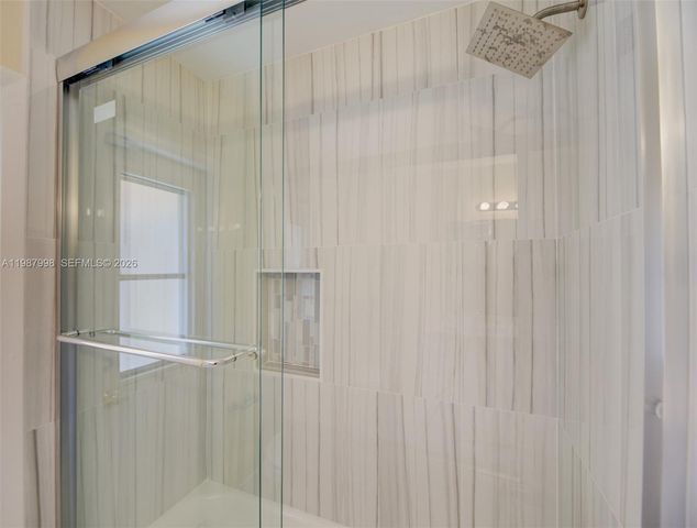 7328 NW 21st St, Margate, FL 33063