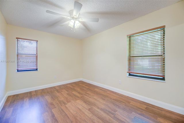 7328 NW 21st St, Margate, FL 33063