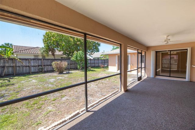 7328 NW 21st St, Margate, FL 33063