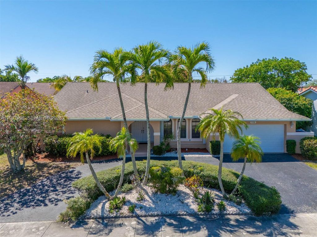 7328 NW 21st St, Margate, FL 33063