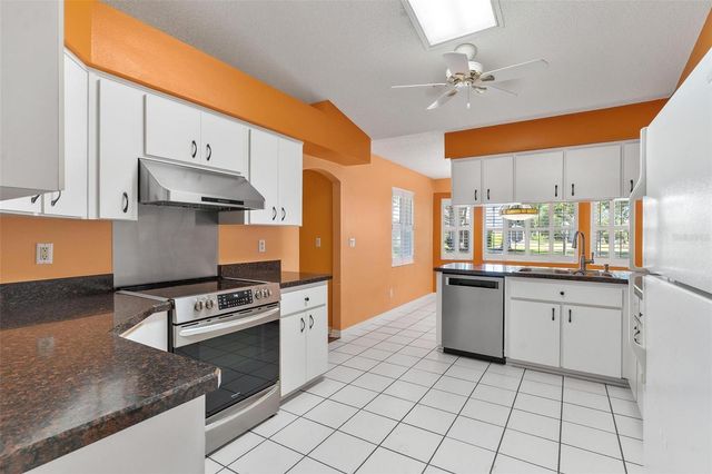 21905 KING ALFRED STREET, Leesburg, FL 34748