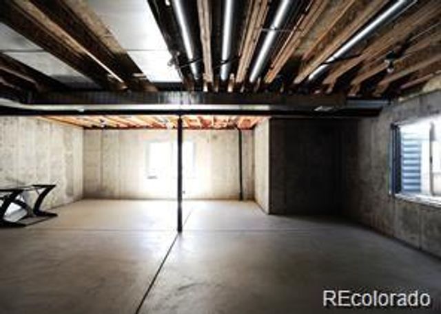 1303 S Kingston Street, Aurora, CO 80012