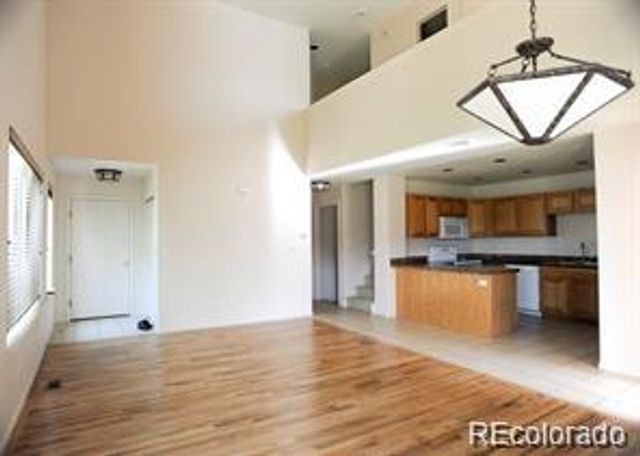 1303 S Kingston Street, Aurora, CO 80012