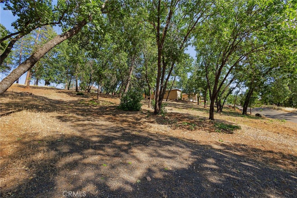 Image 3 of property listing at 5760 Hollis Hill, Paradise, CA 95969