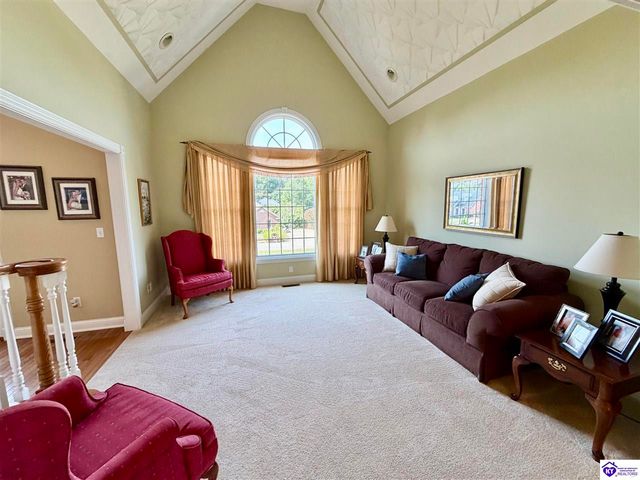 501 Maple Crest Way, Elizabethtown, KY 42701