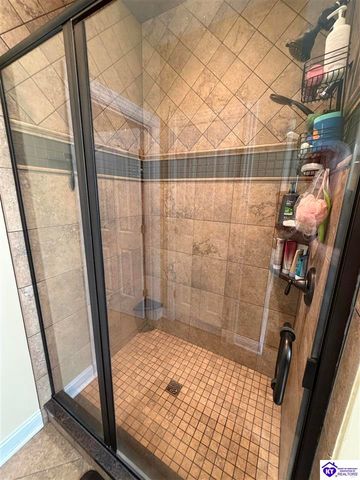 501 Maple Crest Way, Elizabethtown, KY 42701