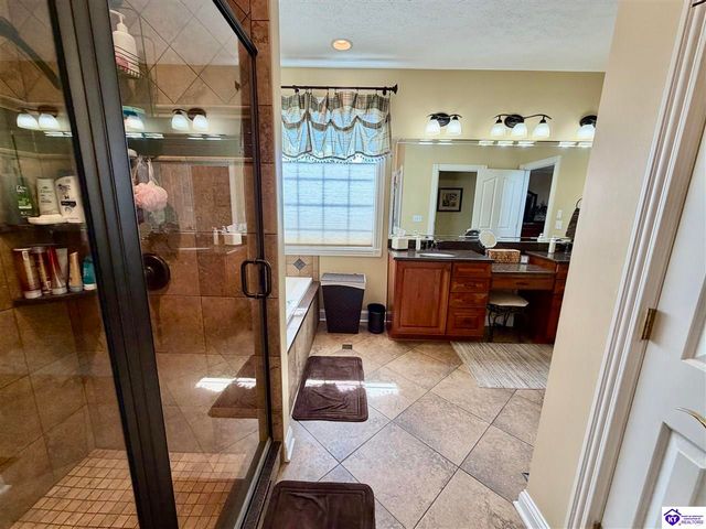 501 Maple Crest Way, Elizabethtown, KY 42701