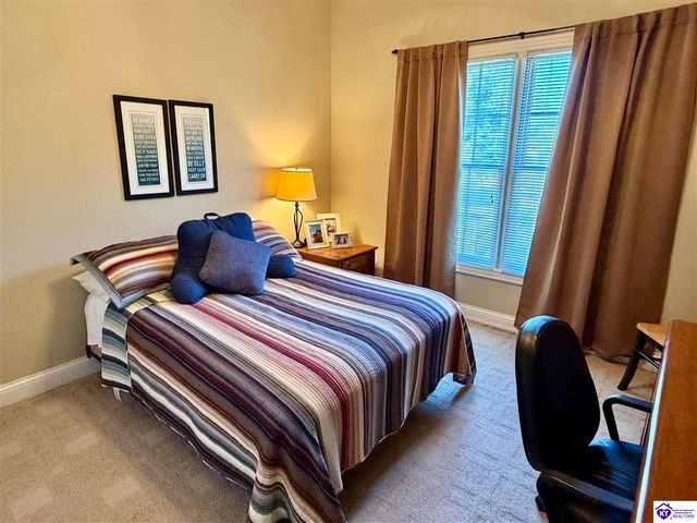 501 Maple Crest Way, Elizabethtown, KY 42701