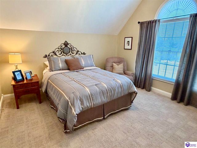 501 Maple Crest Way, Elizabethtown, KY 42701