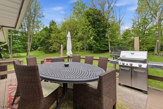77 Decker Pond Rd, Green Twp., NJ 07821