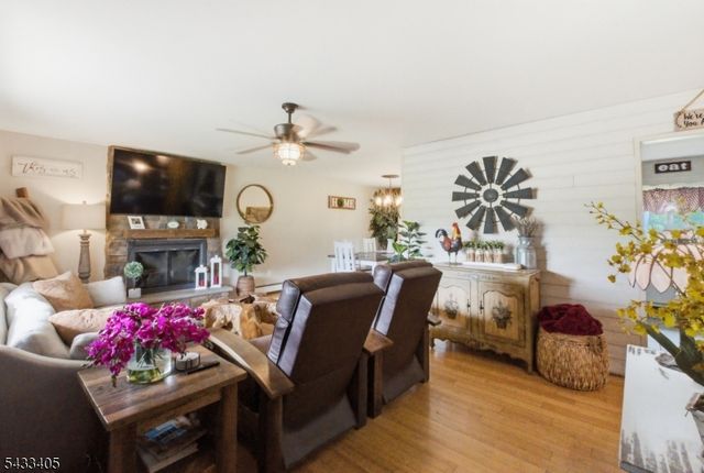 77 Decker Pond Rd, Green Twp., NJ 07821