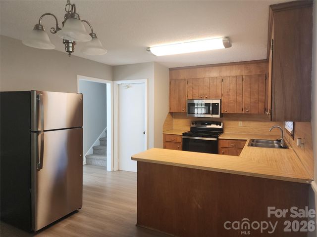 150 Autumn Leaf Road, Troutman, NC 28166