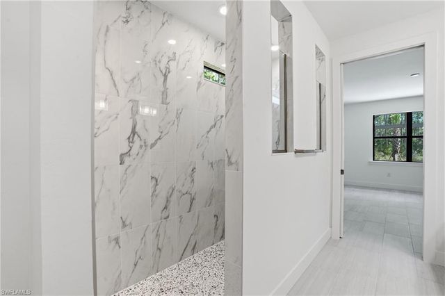 2148 Sequoia CT, Naples, FL 34120