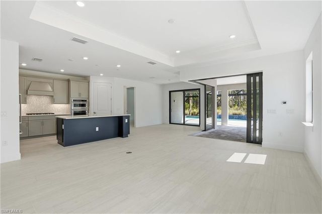 2148 Sequoia CT, Naples, FL 34120