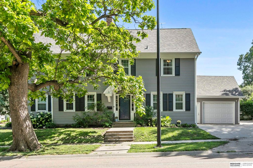 2573 Van Dorn Street, Lincoln, NE 68502