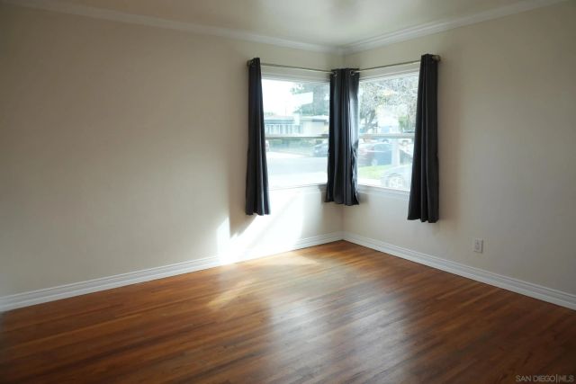 3860 Paula St., La Mesa, CA 91941