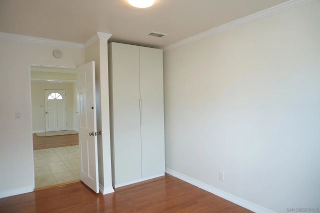 3860 Paula St., La Mesa, CA 91941