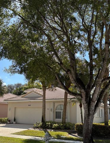 9142 Bay Point Circle, West Palm Beach, FL 33411