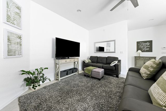 9142 Bay Point Circle, West Palm Beach, FL 33411