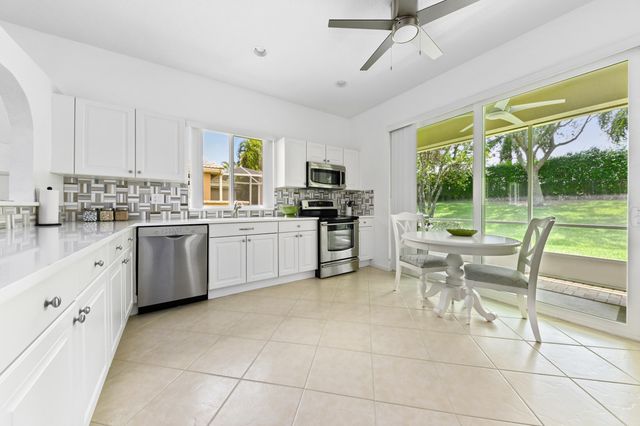 9142 Bay Point Circle, West Palm Beach, FL 33411