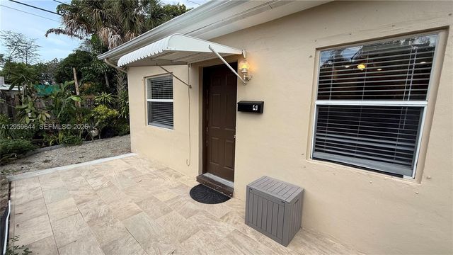 1310 NE 14th Avenue 4, Fort Lauderdale, FL 33304