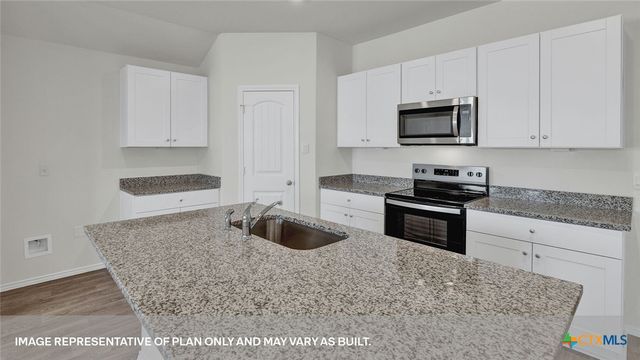 326 BLUETICK Trail, Seguin, TX 78155