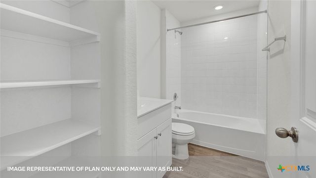 326 BLUETICK Trail, Seguin, TX 78155