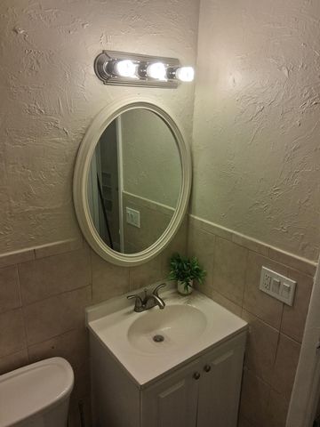 420 Fleming Avenue, Greenacres, FL 33463